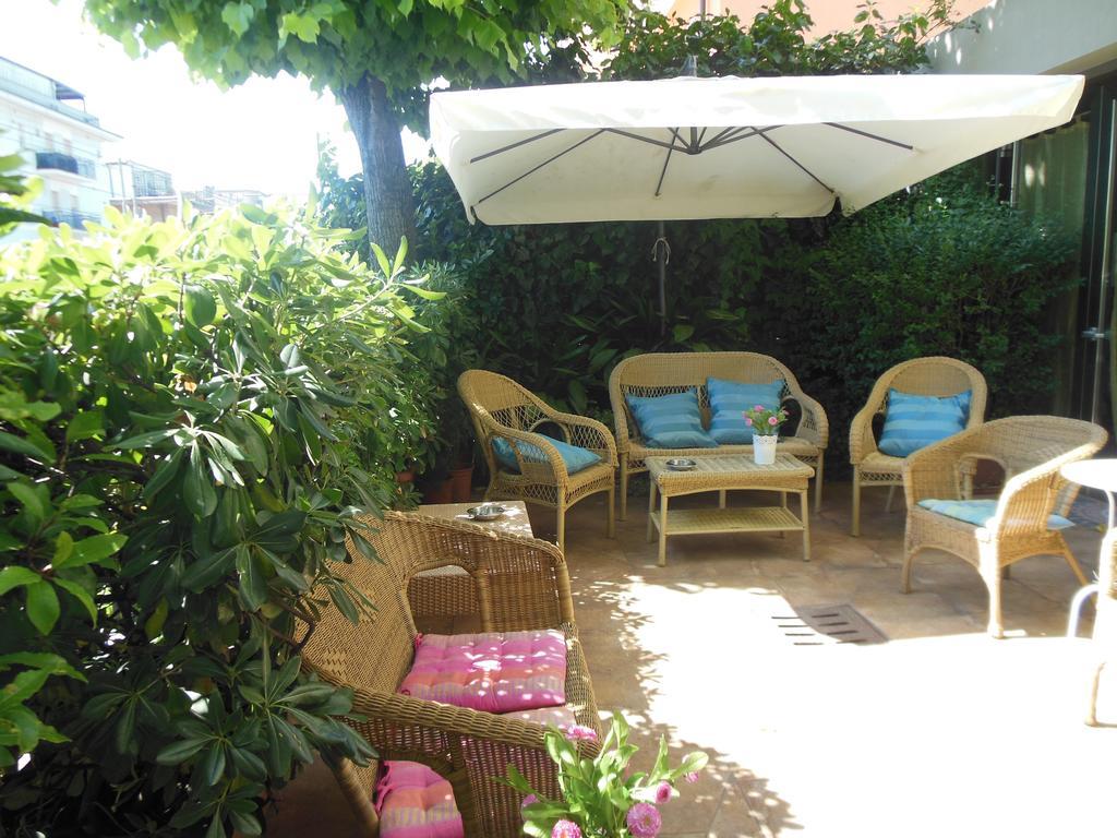 Hotel Edy Rimini Dış mekan fotoğraf