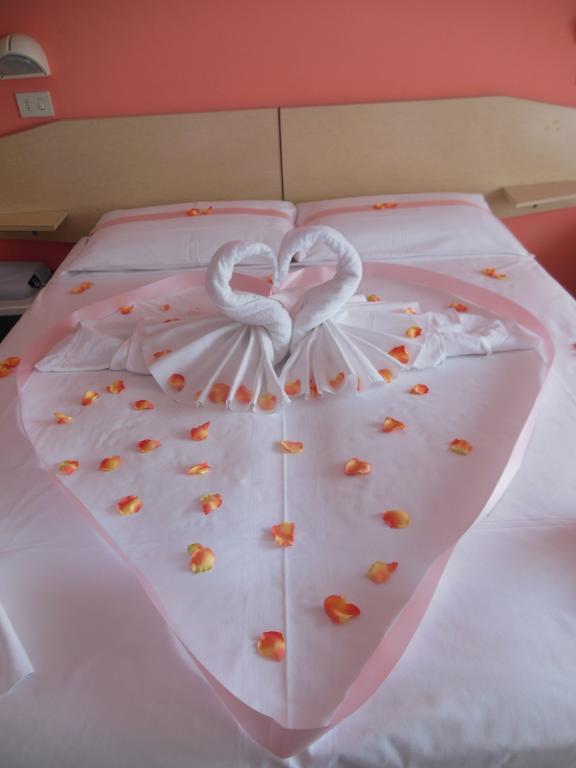 Hotel Edy Rimini Dış mekan fotoğraf