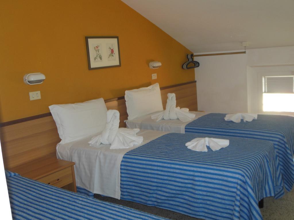 Hotel Edy Rimini Dış mekan fotoğraf