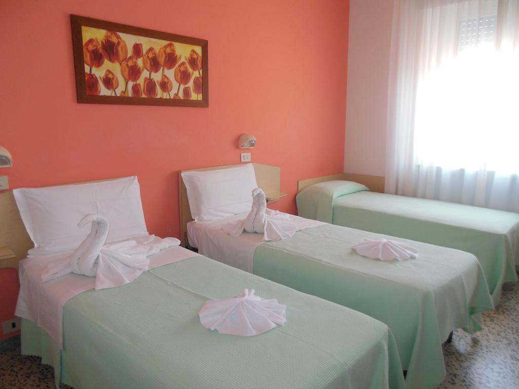 Hotel Edy Rimini Dış mekan fotoğraf