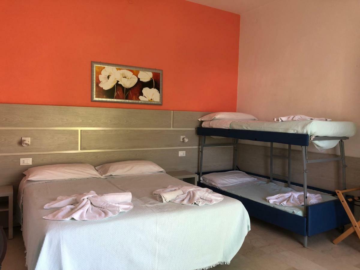 Hotel Edy Rimini Dış mekan fotoğraf