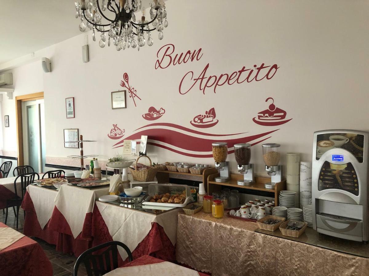 Hotel Edy Rimini Dış mekan fotoğraf