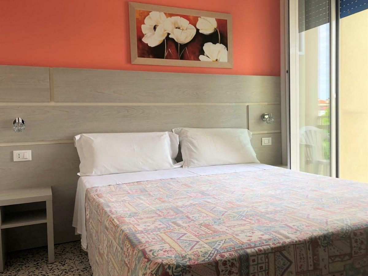 Hotel Edy Rimini Dış mekan fotoğraf