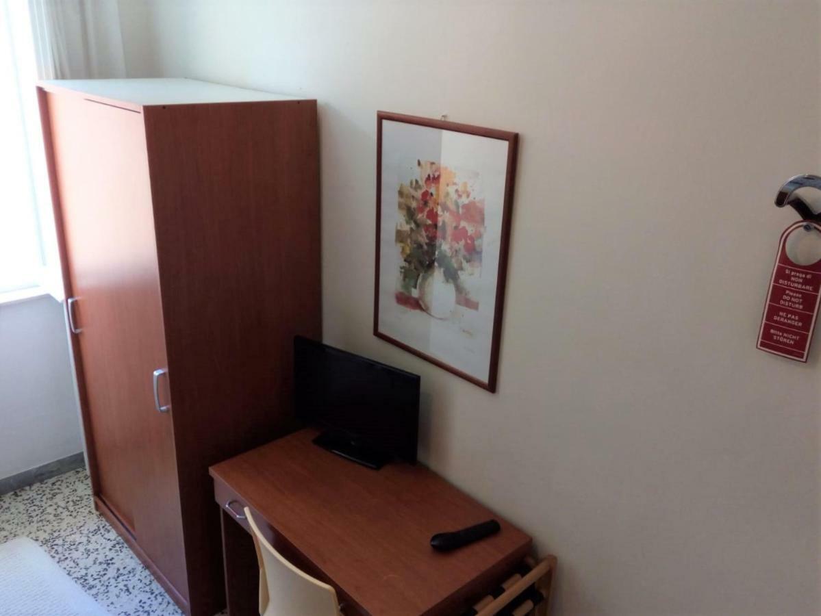 Hotel Edy Rimini Dış mekan fotoğraf