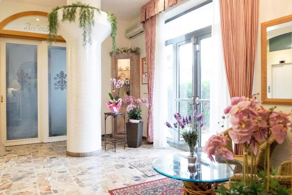 Hotel Edy Rimini Dış mekan fotoğraf
