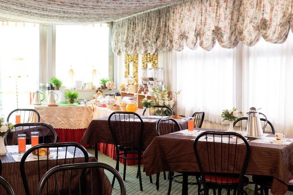 Hotel Edy Rimini Dış mekan fotoğraf