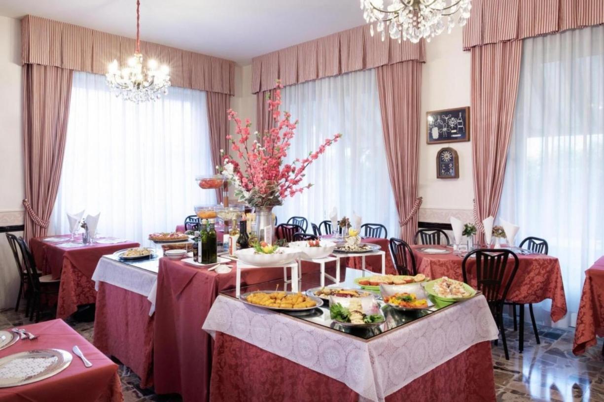 Hotel Edy Rimini Dış mekan fotoğraf
